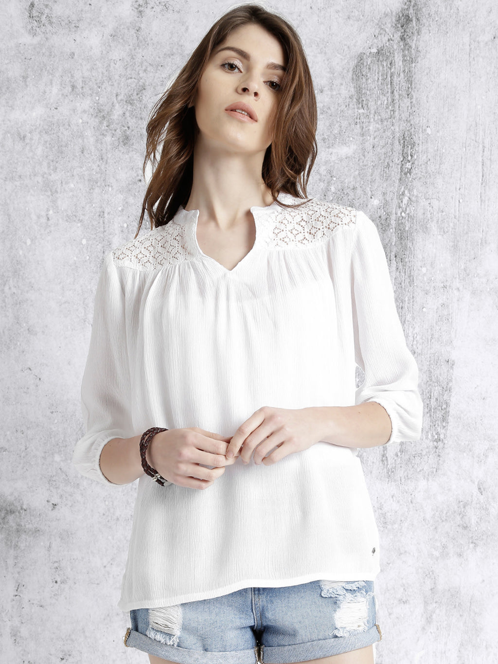 Women White Solid Top