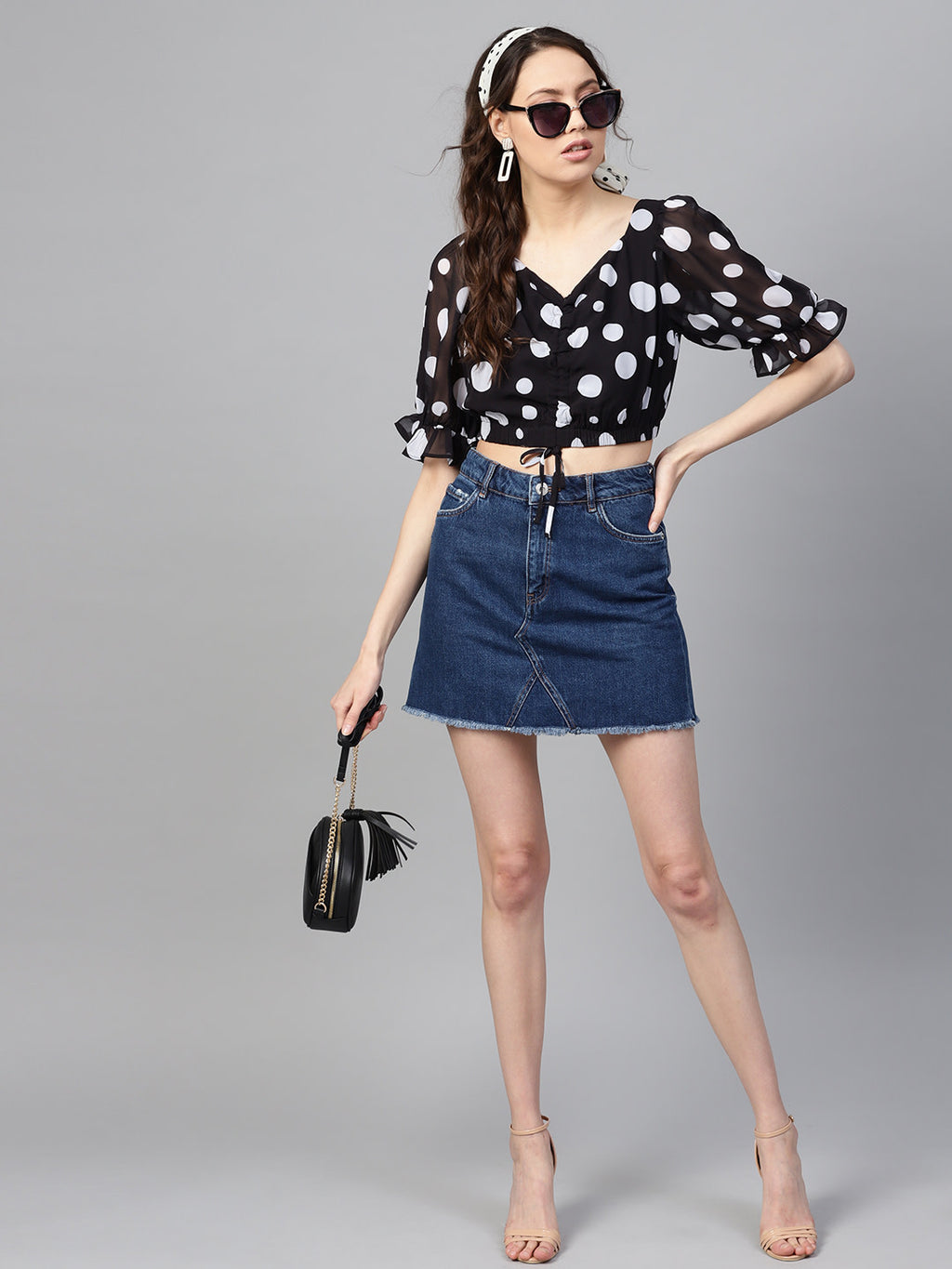 Women Black & White Printed Blouson Crop Top