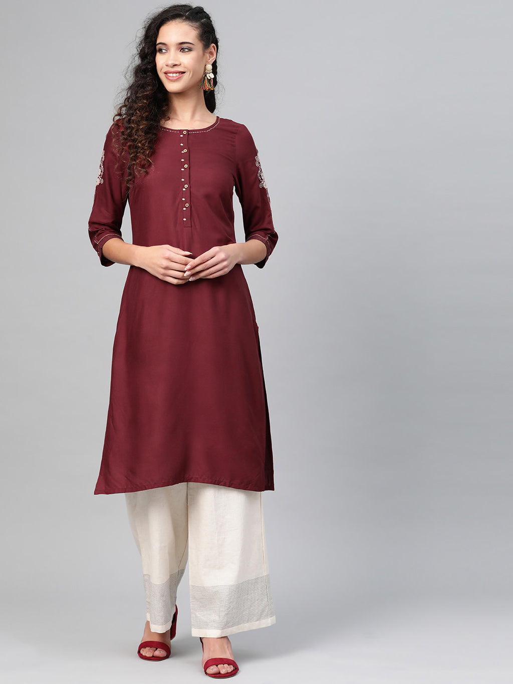 Women Maroon Solid Straight Kurta