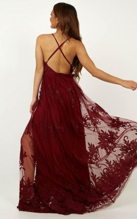 Promenade Maxi Dress In Wine