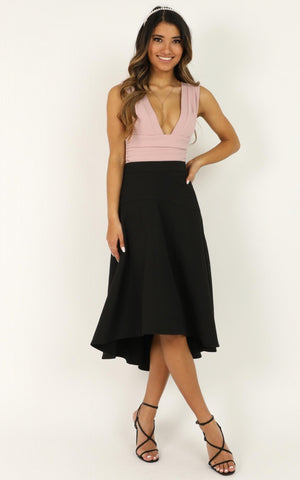 Those Goosebumps Skirt In Black